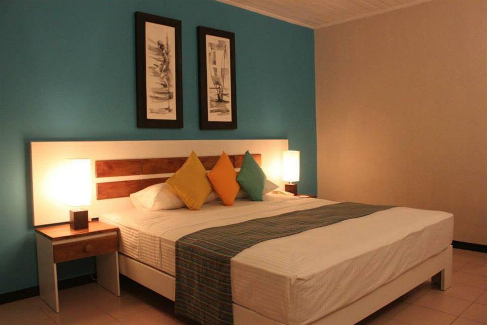 Bay Beach Weligama Buitenkant foto